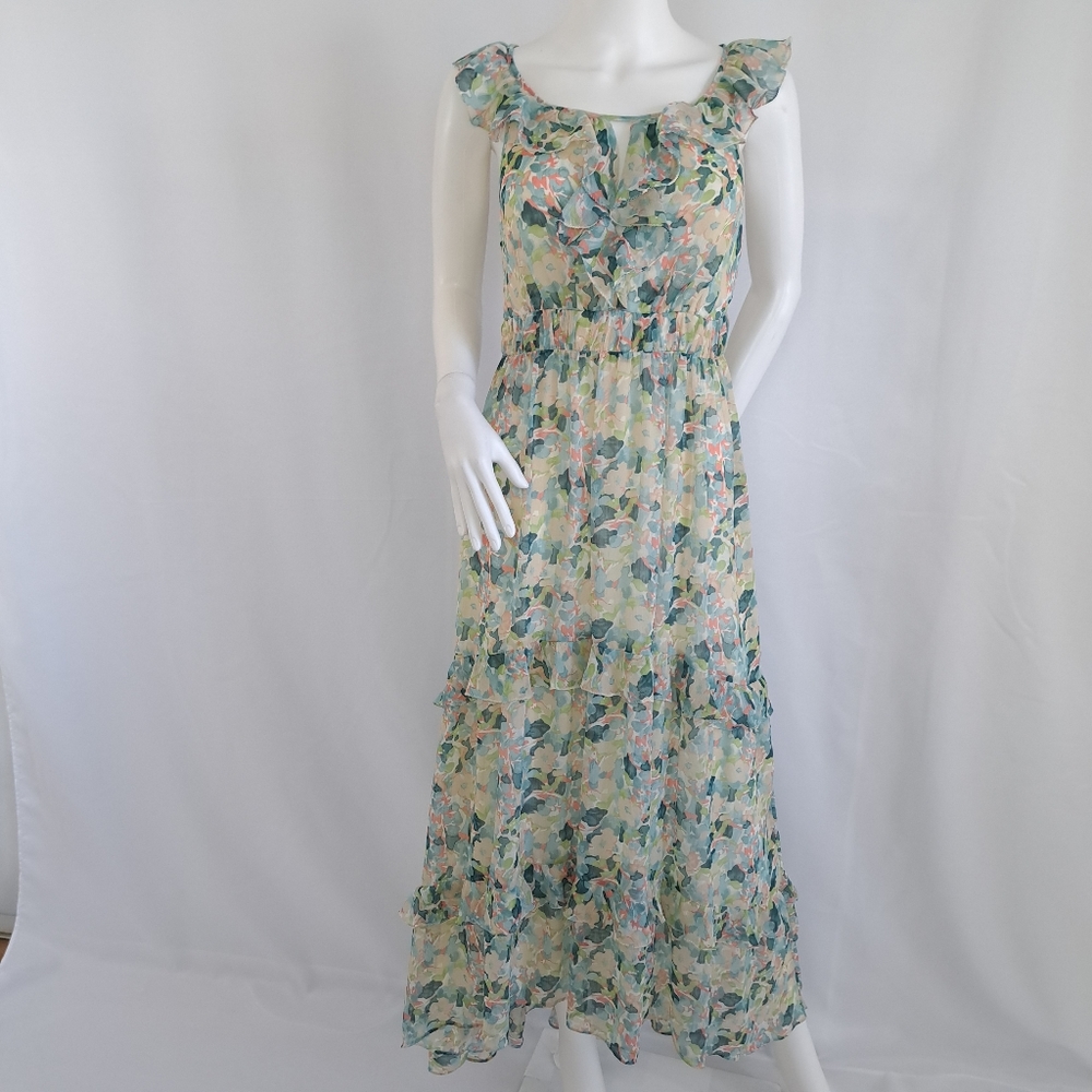 Chelsea & Violet Floral Tiered Maxi Dress in Light Blue and Cream - Picture 2 of 13